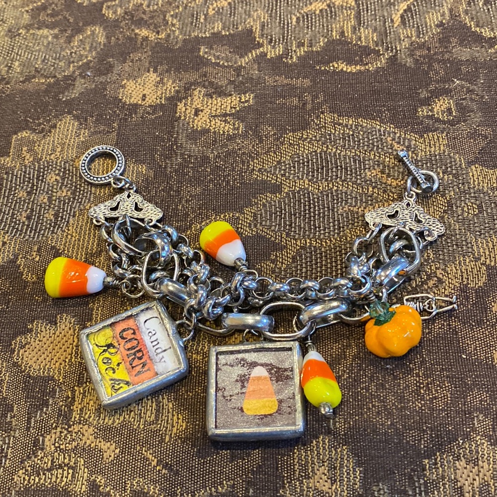 Halloween bracelet!!